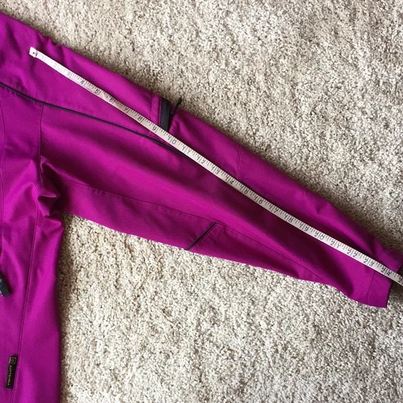 North End | Spring Jacket - Picture 4 of 13